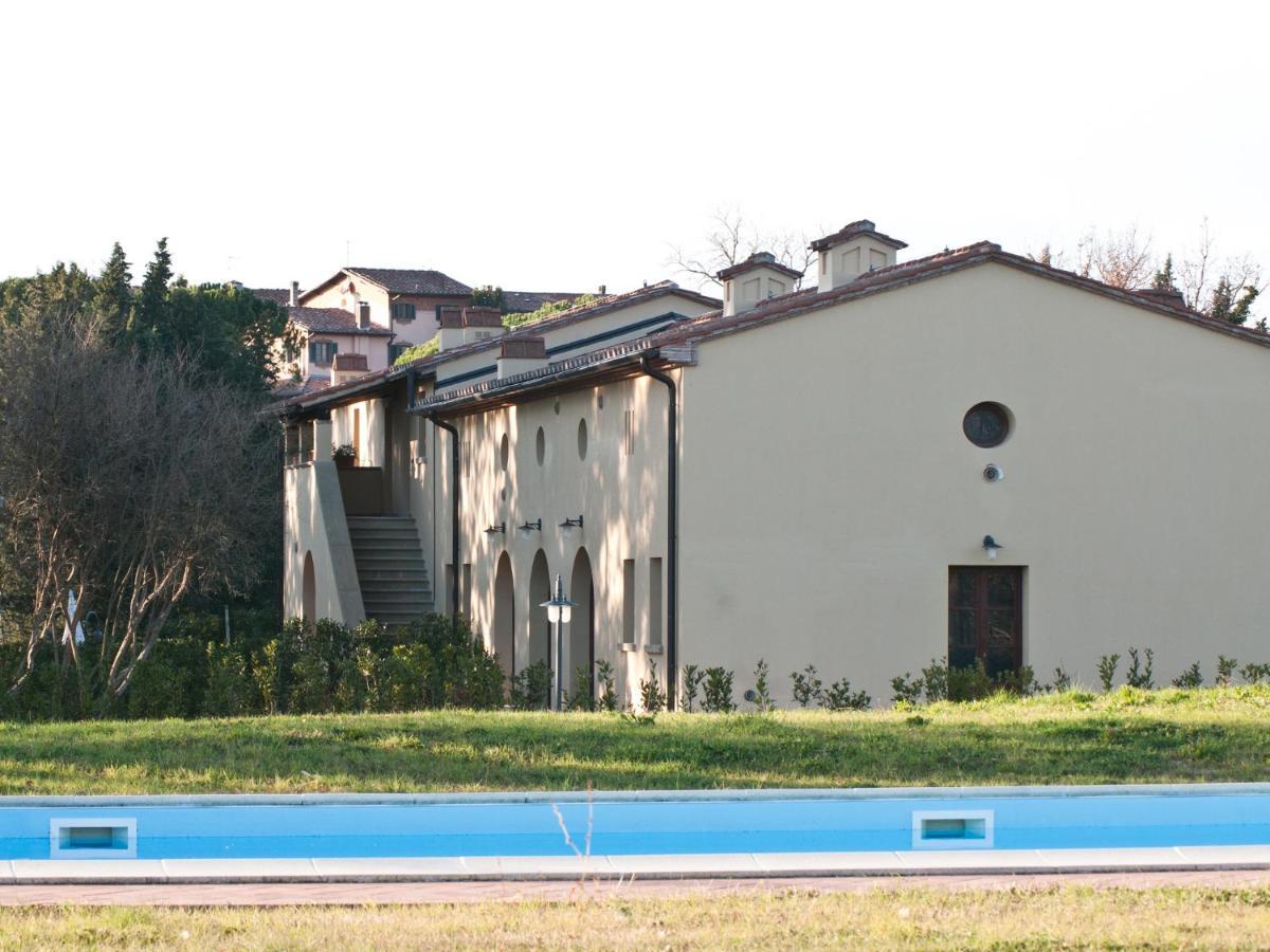 San Ruffino Apartments Lari Eksteriør bilde