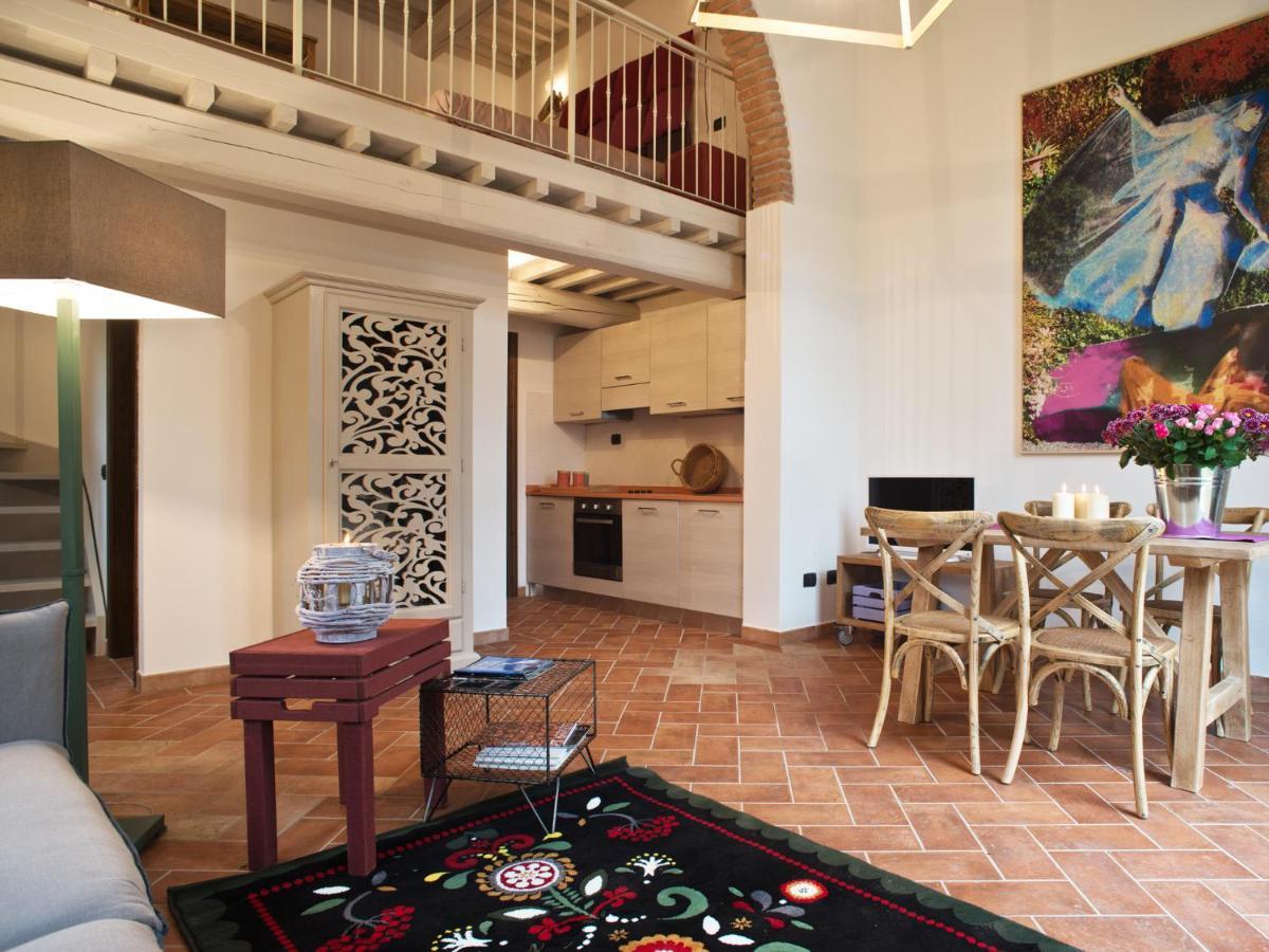 San Ruffino Apartments Lari Eksteriør bilde