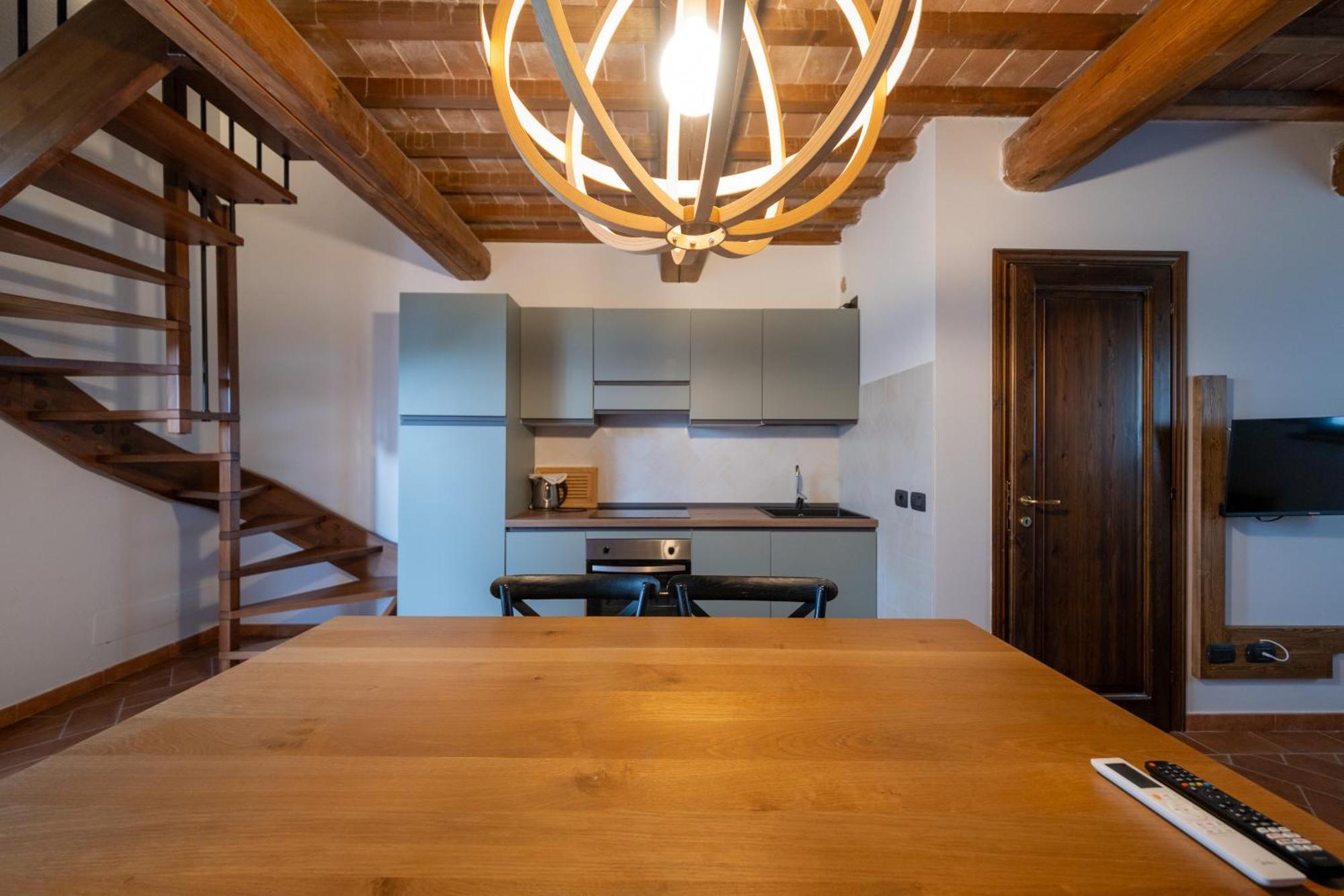 San Ruffino Apartments Lari Eksteriør bilde