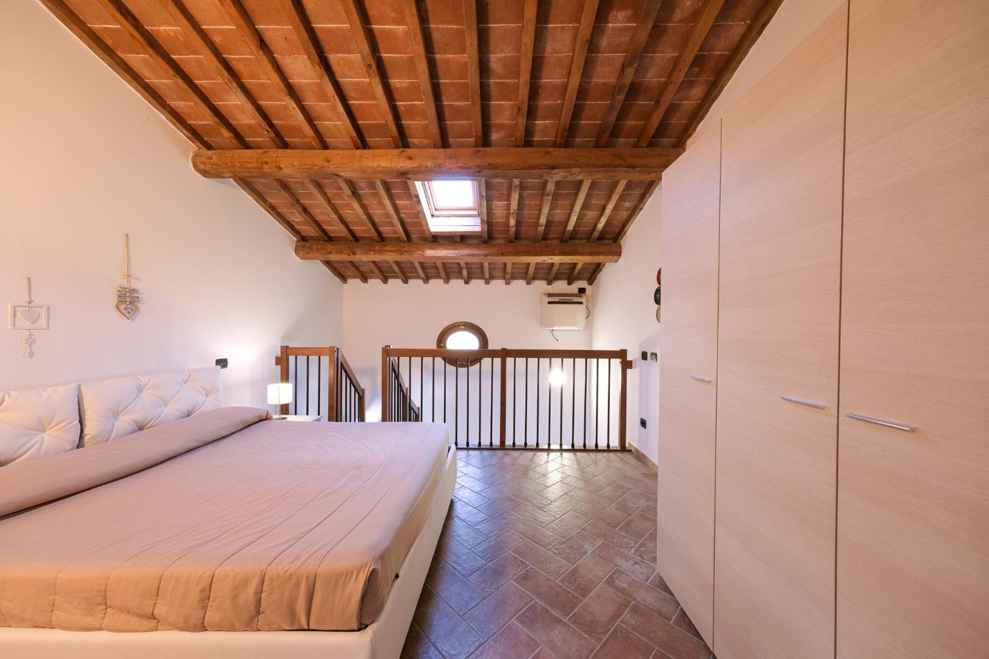 San Ruffino Apartments Lari Eksteriør bilde