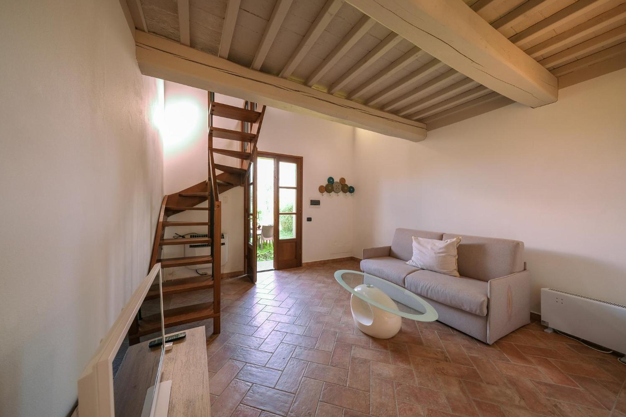 San Ruffino Apartments Lari Eksteriør bilde