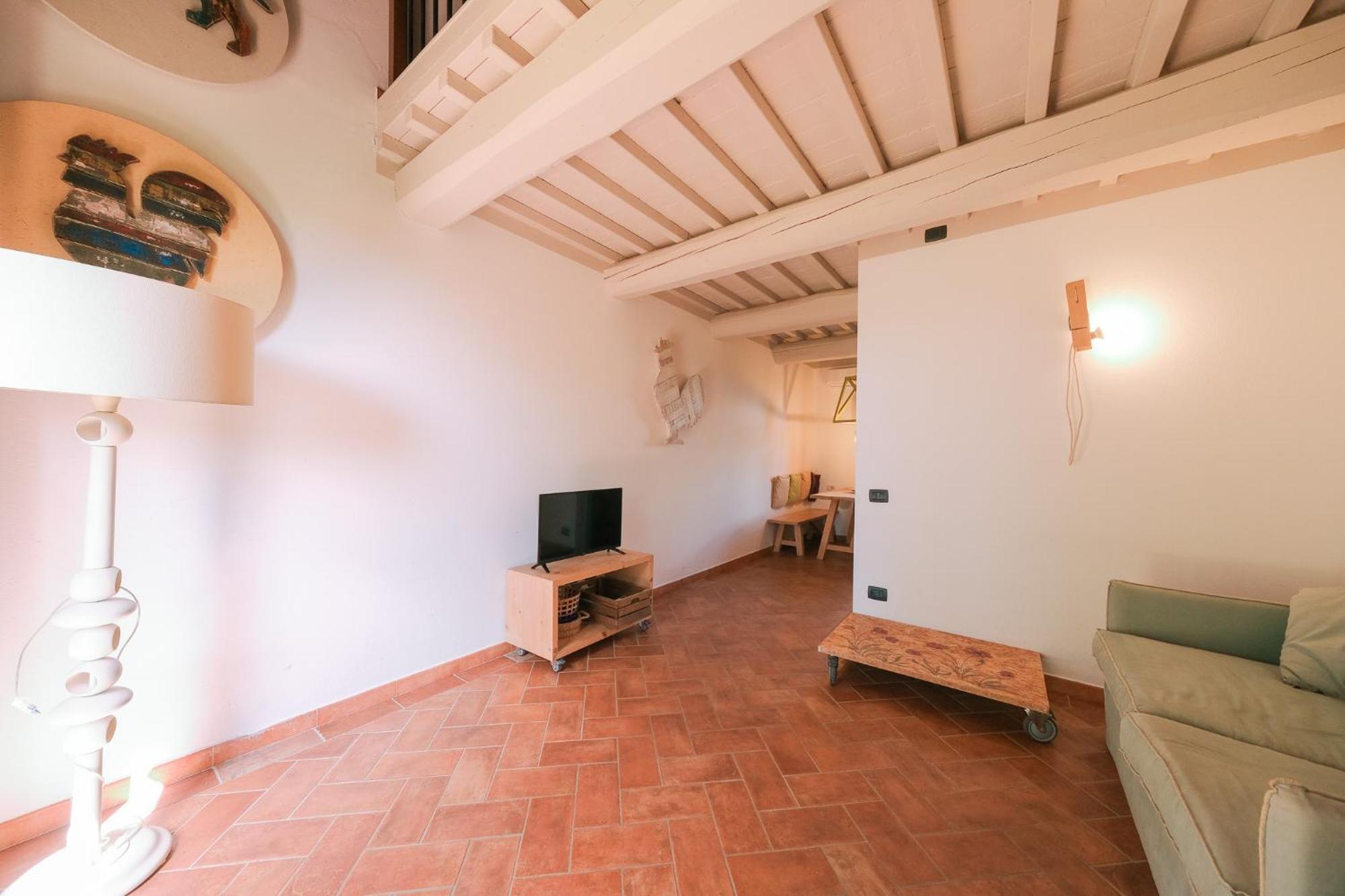 San Ruffino Apartments Lari Eksteriør bilde
