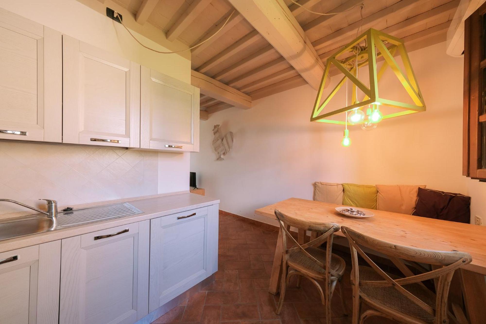San Ruffino Apartments Lari Eksteriør bilde
