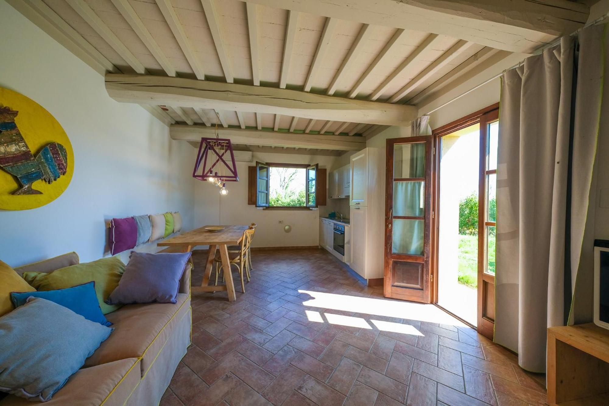 San Ruffino Apartments Lari Eksteriør bilde